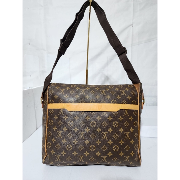 Louis Vuitton LV Monogram Abbesses Messenger Bag Brown - Picture 3 of 15